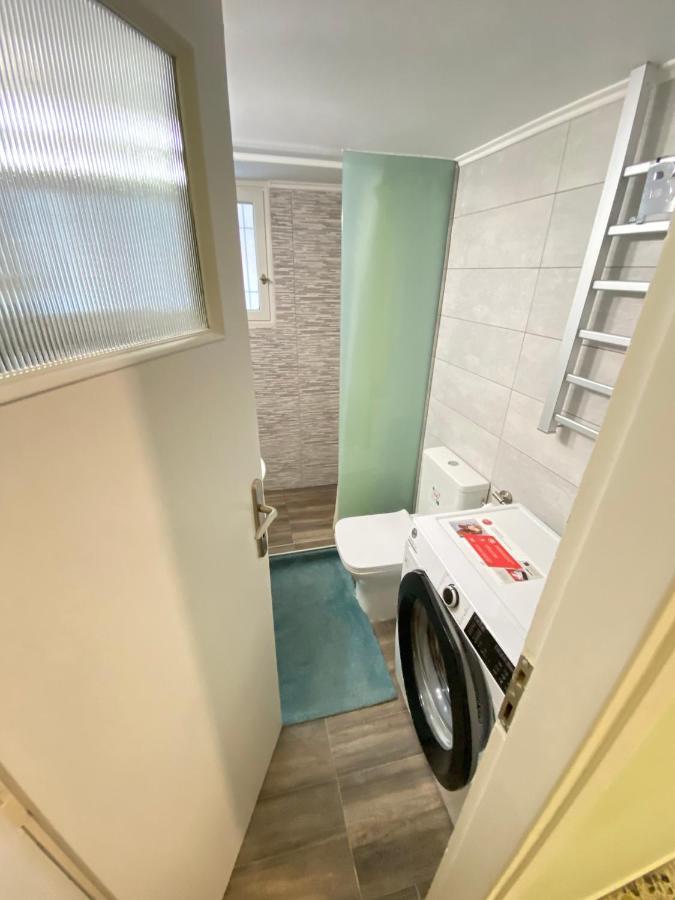 Studio 32M2 Nefitou Metaxa Athen Eksteriør billede